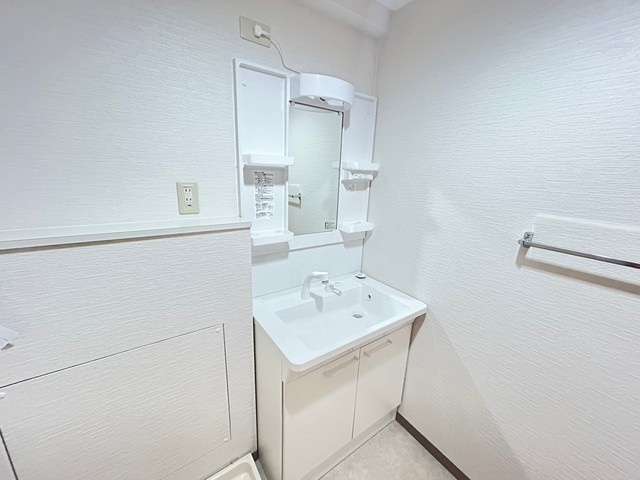 プリオール深田の洗面所|※写真は別部屋の物です。現況優先となります。