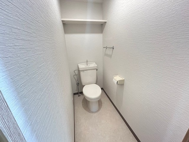 プリオール深田のトイレ|※写真は別部屋の物です。現況優先となります。