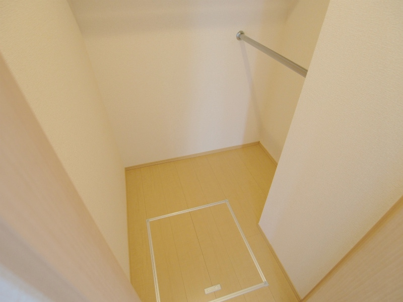 フラワーハイムの収納