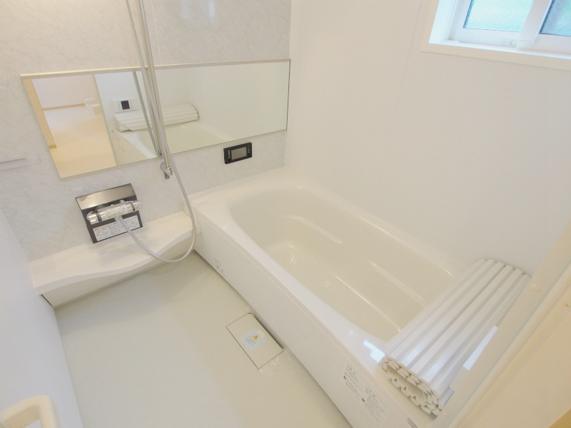 フラワーハイムの浴室