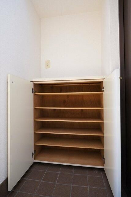 浅草スカイレジテルの収納