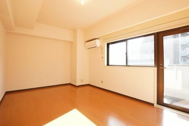 浅草スカイレジテルの居間・リビング