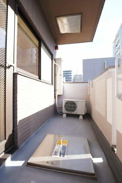 浅草スカイレジテルのバルコニー