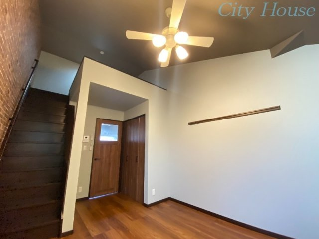 【居間・リビング】 | イディアス橋本弐番館