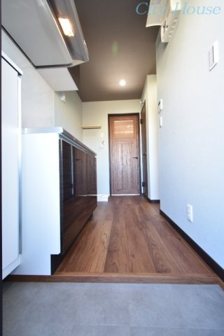 【玄関】 | イディアス橋本弐番館