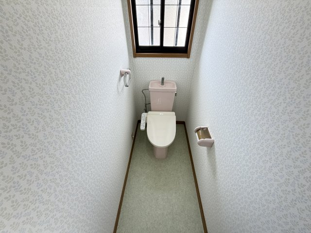 山武郡芝山町岩山貸家のトイレ