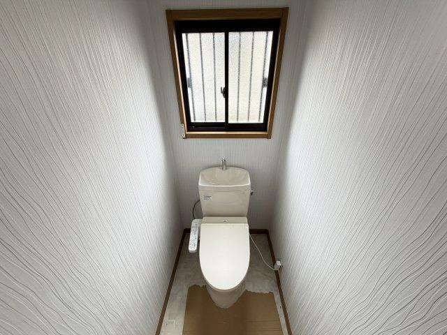 山武郡芝山町岩山貸家のトイレ