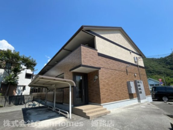 姫路市砥堀のハイツの外観