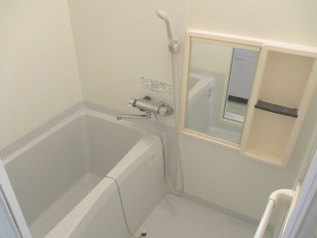 ＭＹコート経堂の浴室