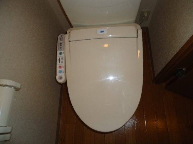 【トイレ】 | タックシュトラーゼ