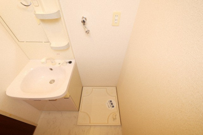 【設備】 | レジデンス本町靭公園 | 洗濯機置き場です