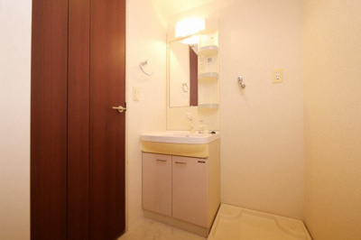 【洗面所】 | レジデンス本町靭公園 | 洗面所です