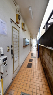 【エントランス】 | メゾン・リー