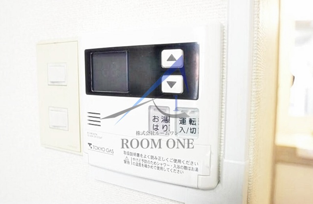 シャトレ市ヶ谷の設備|給湯パネルです。