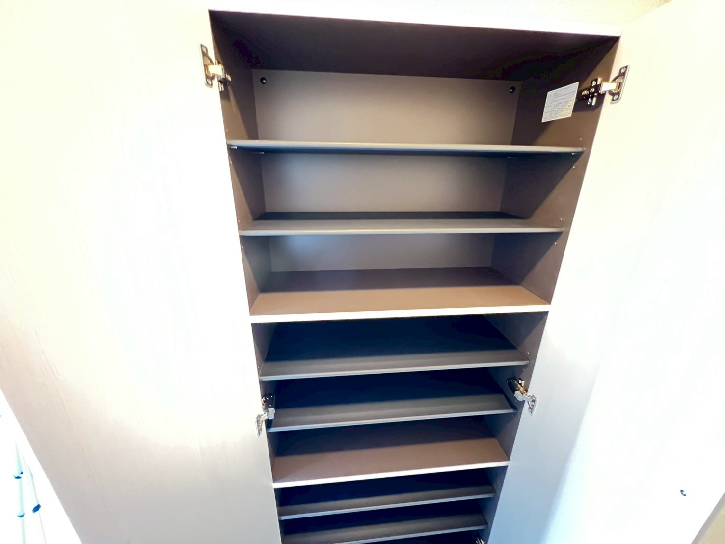 リバーサイドＷＨの収納