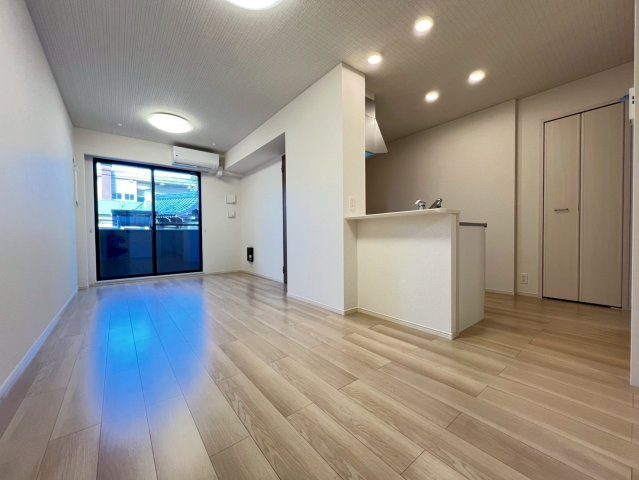 リバーサイドＷＨの居間・リビング