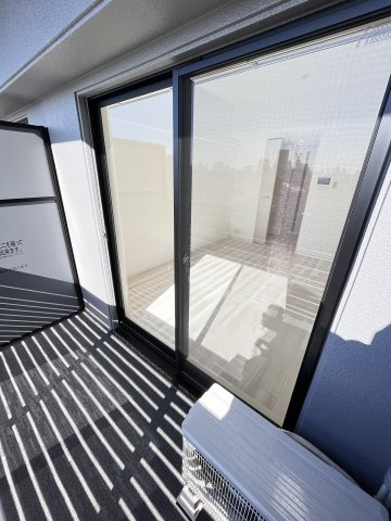 大阪市都島区都島北通２丁目の賃貸マンションのバルコニー