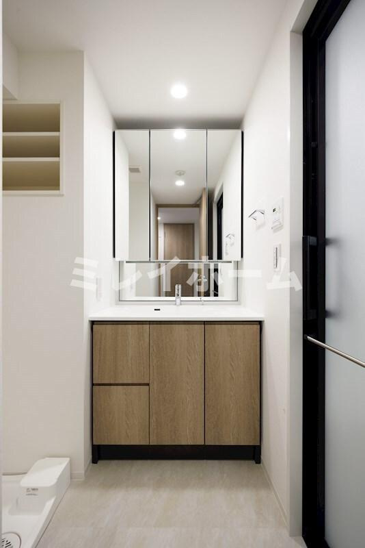 ドゥーエ西馬込Ⅱの独立洗面台