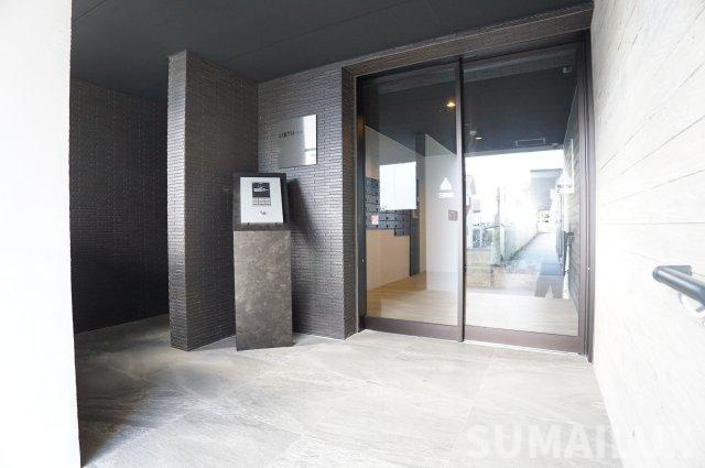 LIBTH大津のエントランス