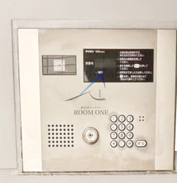 AXIS銀座東のセキュリティ|オートロックです。