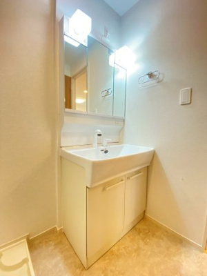 【洗面所】 | リバーサイドＷＨ