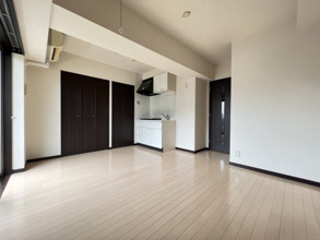 【居間・リビング】