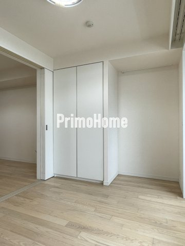 パトリス神保町の洋室