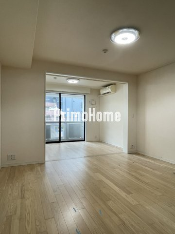 パトリス神保町の居間・リビング