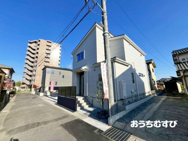 春日井市桃山町2丁目01期(全1棟)の前面道路含む現地写真