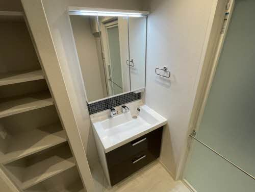 【洗面所】 | Alivio