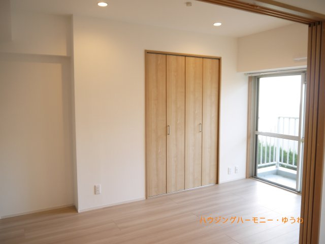 【洋室】 | 目白ガーデニア | 明るい洋室です