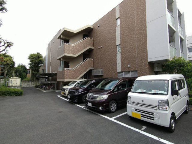 コンフォール さくらの駐車場|空き要確認