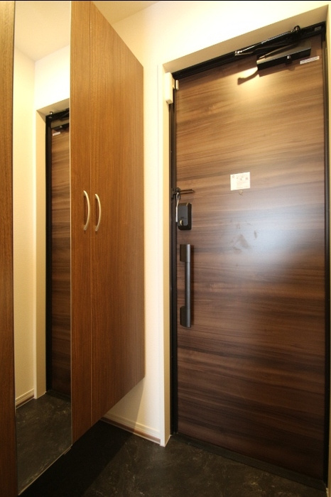 エクセリア南千住の玄関