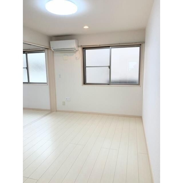 Ｂ・キャッスル十条の居間・リビング