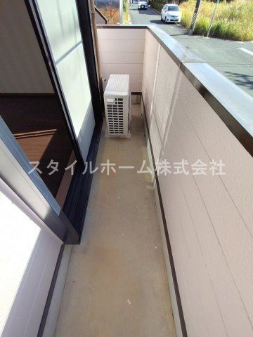 ベルメゾン・ローズのバルコニー|別部屋写真です。