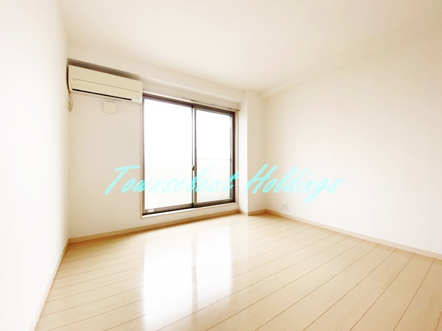 鎌倉市台１丁目の賃貸マンションの居間・リビング|使いやすいリビングになります♪