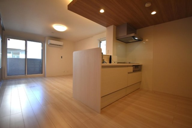 【居間・リビング】 | セレスティア上野町B