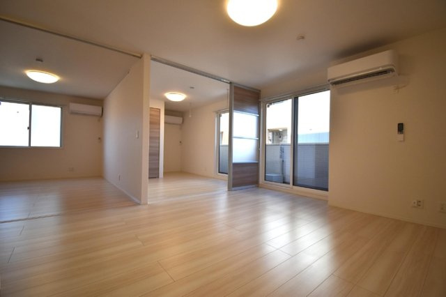 【居間・リビング】 | セレスティア上野町B