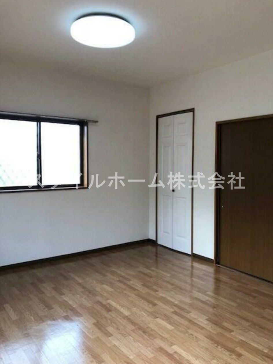 みゆきサンプラザSの居間・リビング|別部屋写真です。