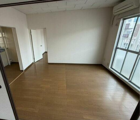 エステート西山の寝室