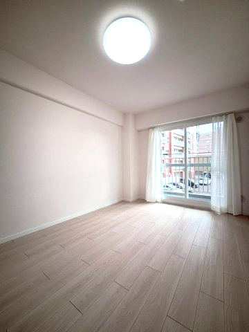 白石南郷サンハイツの洋室