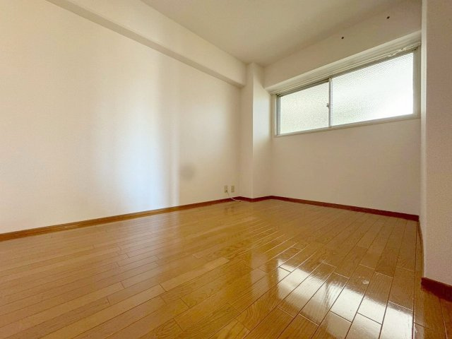 ハイツサンロイヤルの居間・リビング