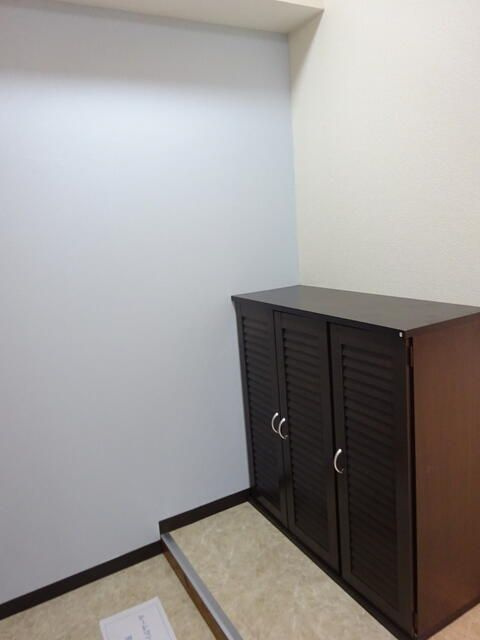 国土池袋ビルの玄関