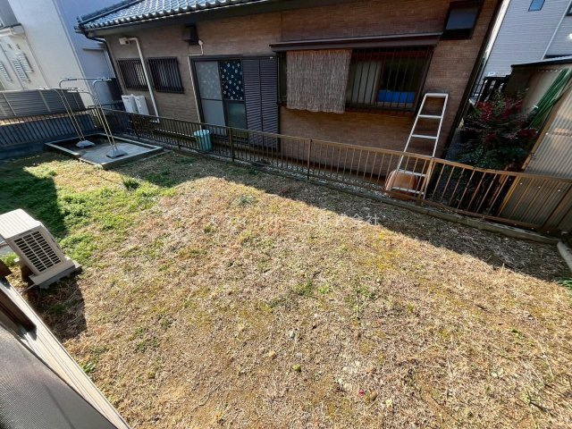 東幸町東明戸建の庭