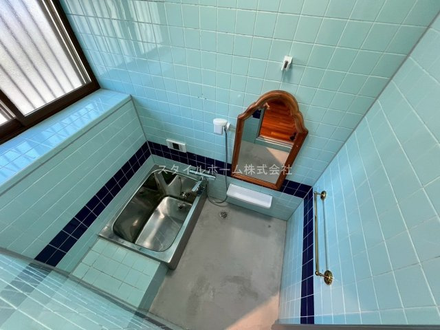 東幸町東明戸建の浴室