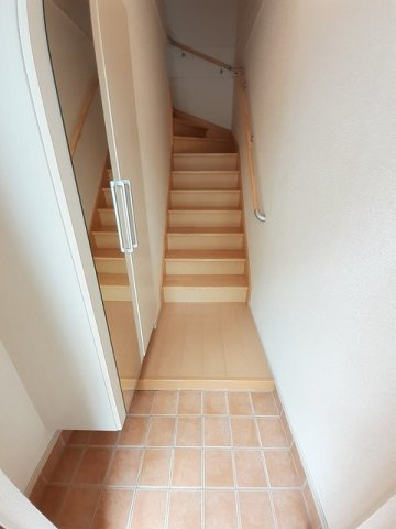 クレストールＫⅢの玄関|シンプルで使いやすい玄関です