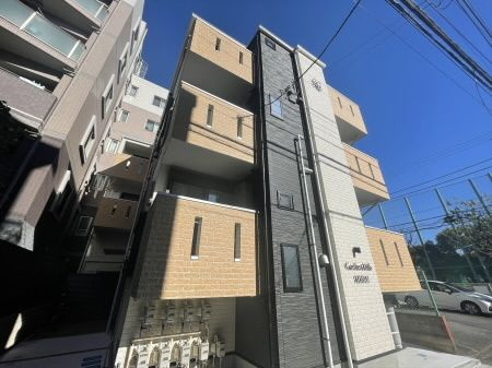 Garden Hills HIRAIのエントランス