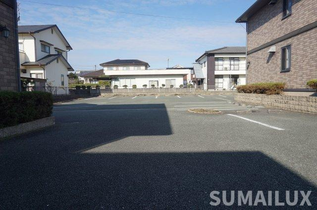 熊本市東区新南部３丁目のアパートの駐車場