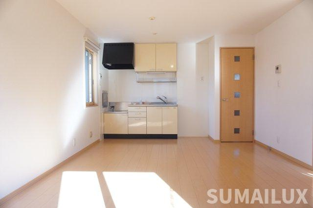 熊本市東区新南部３丁目のアパートの居間・リビング