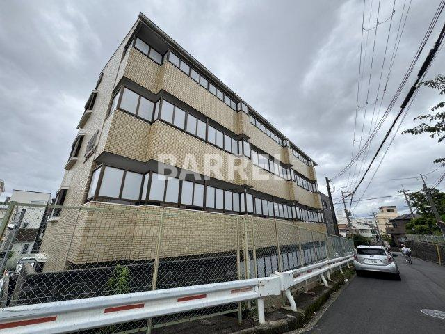 ステラ蛍池の外観